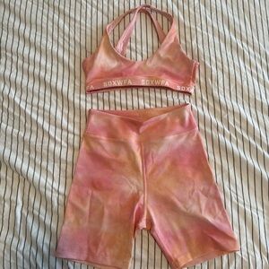 White Fox Boutique Pink and Orange Sports Bra Set